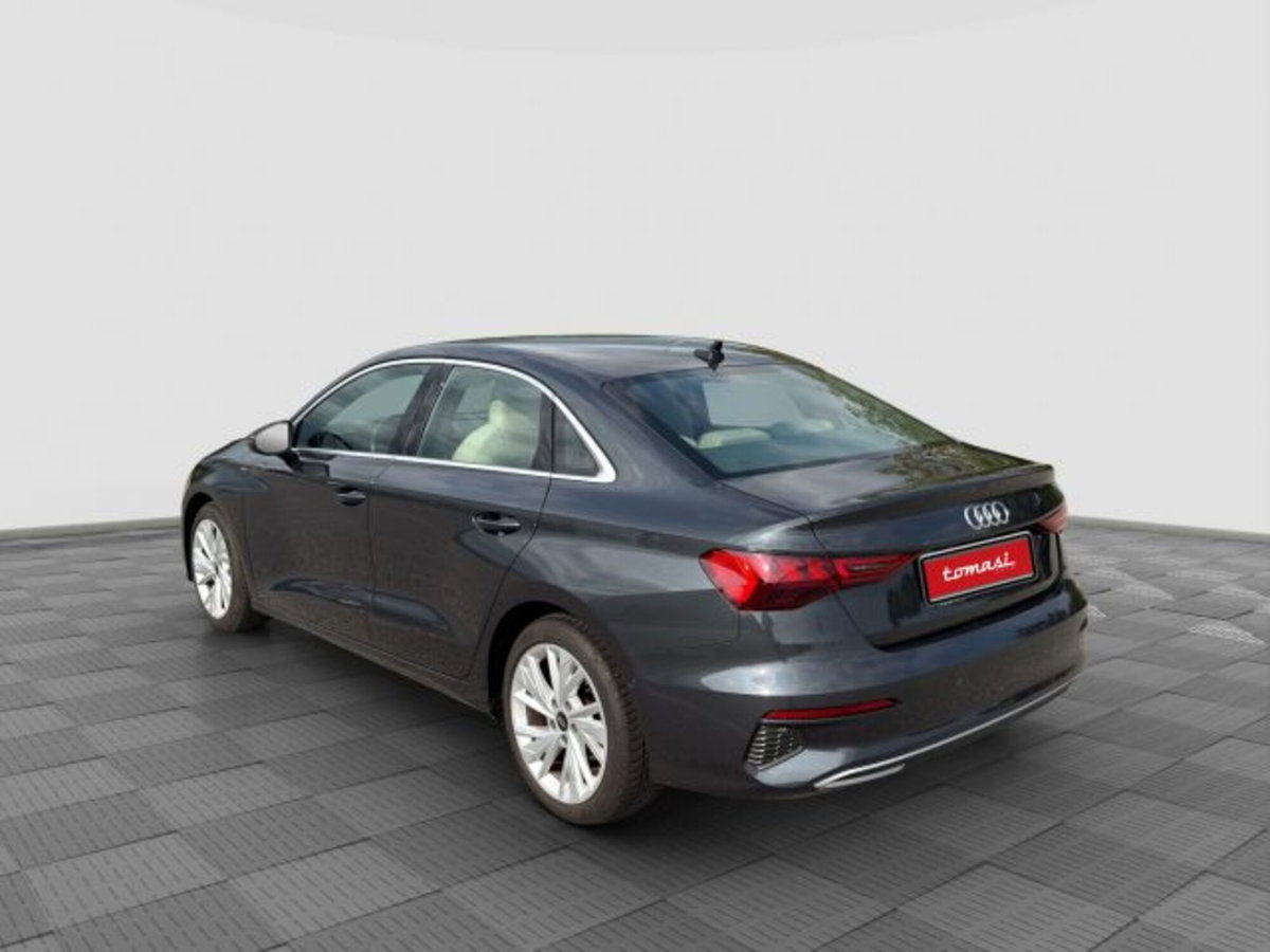 Audi A3 Sedan 30 TFSI S tronic Business Advanced (3)