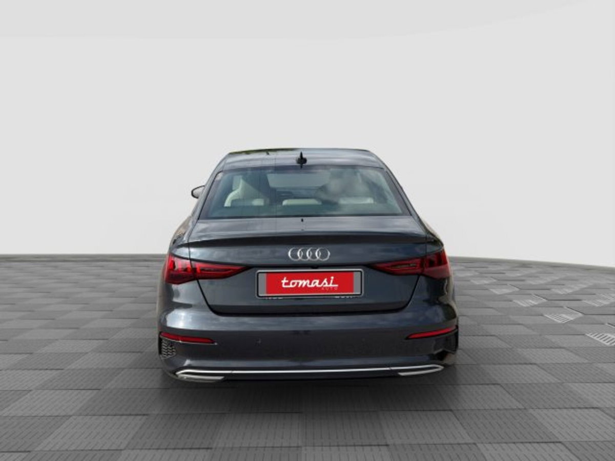 Audi A3 Sedan 30 TFSI S tronic Business Advanced (4)