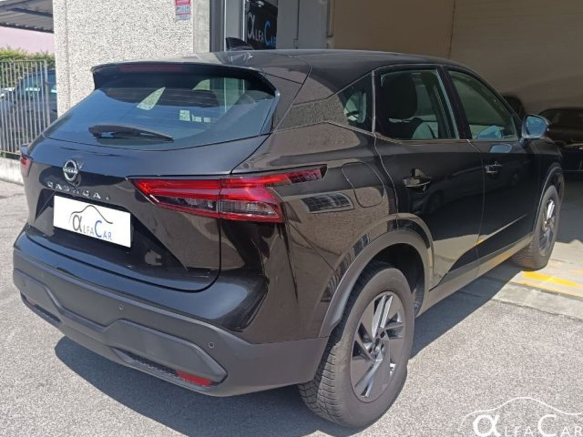 Nissan Qashqai 1.3 mhev Business 2wd 158cv xtronic (2)