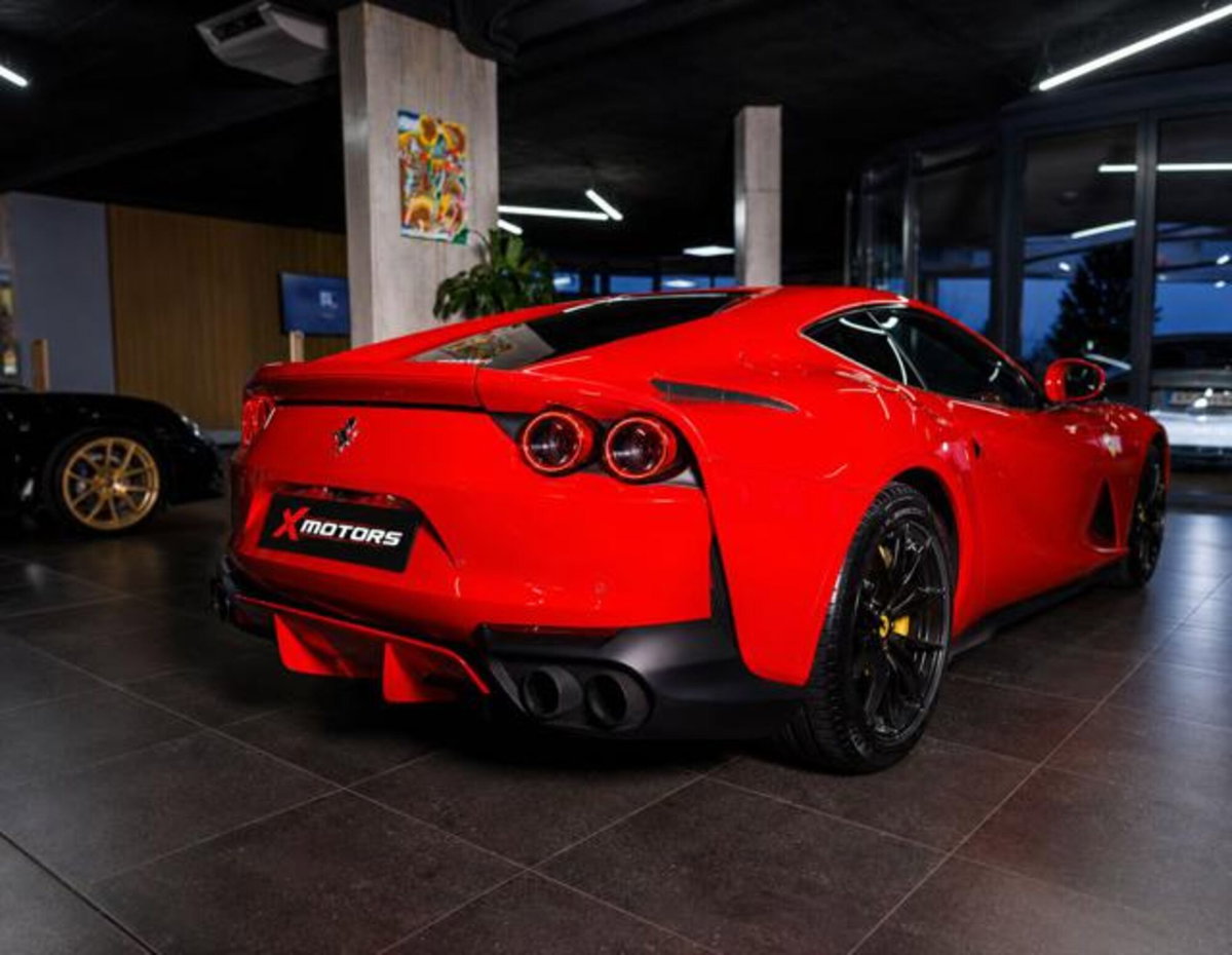 Ferrari 812 Coupé 812 Superfast (4)