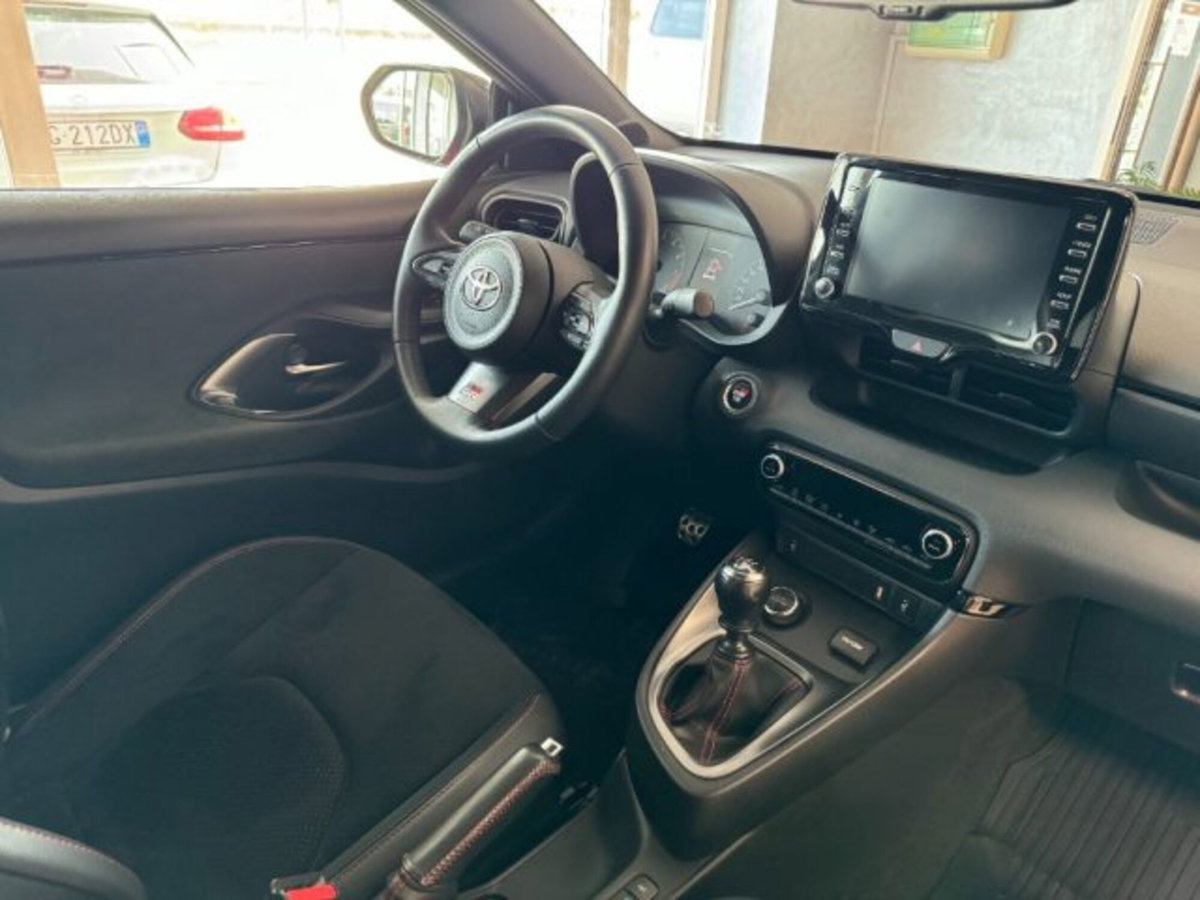 Toyota GR Yaris 1.6 Turbo 3 porte GR Yaris Circuit (7)
