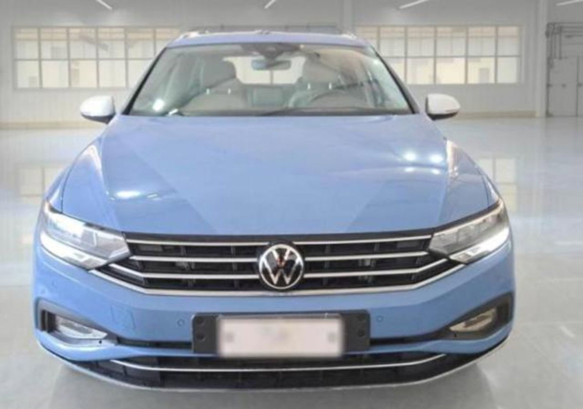 Volkswagen Passat Variant 2.0 TDI SCR 200 CV 4MOTION DSG Executive (5)