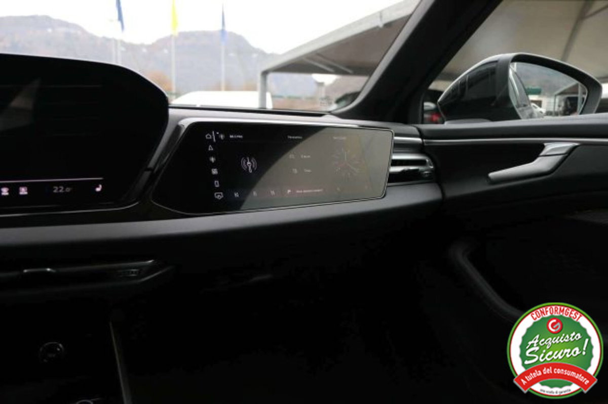 Audi A6 Avant 2.0 tdi mhev + S line edition 204cv s-tronic (11)