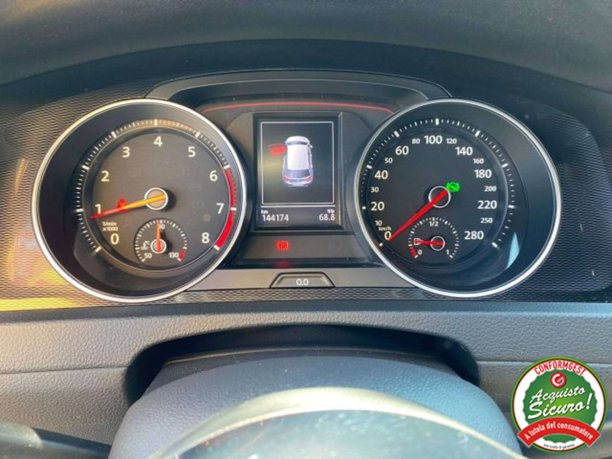 Volkswagen Golf GTI 2.0 TSI 5p. BlueMotion Technology (11)