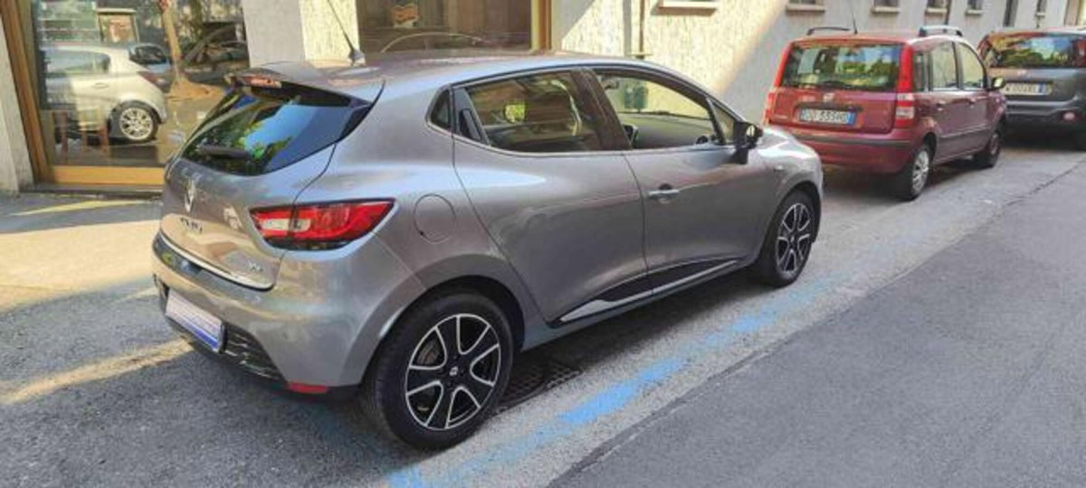 Renault Clio TCe 12V 90CV Start&Stop 5 porte Energy Intens (3)