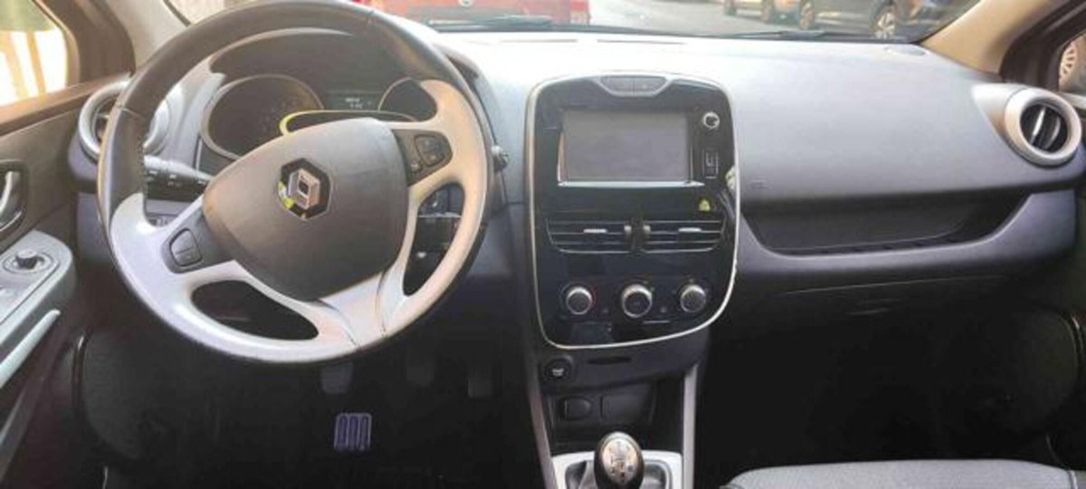 Renault Clio TCe 12V 90CV Start&Stop 5 porte Energy Intens (9)