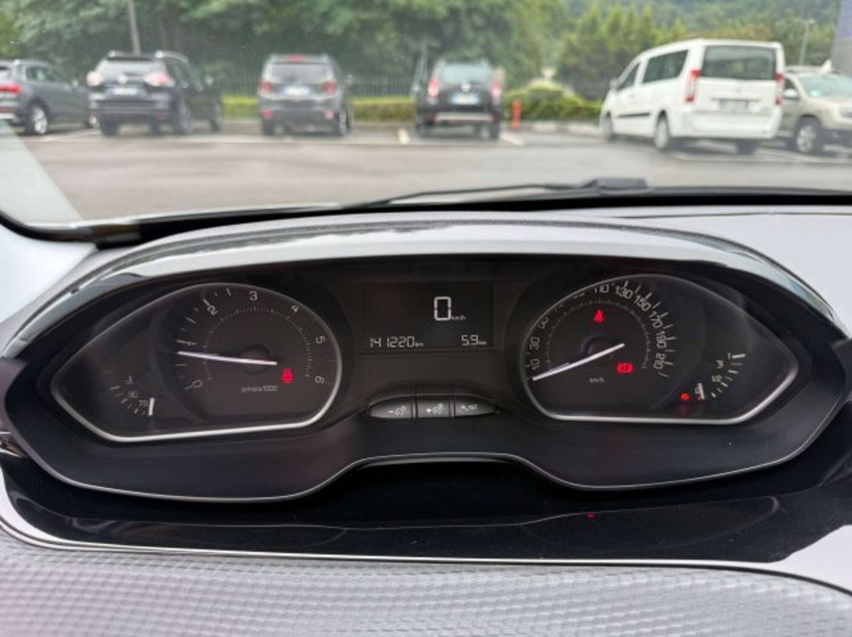 Peugeot 208 75 5 porte Allure (11)