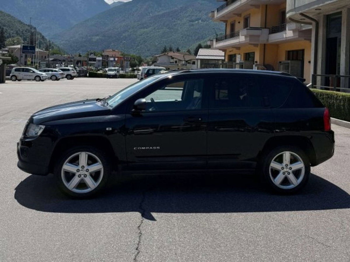 Jeep Compass 2.2 CRD Limited (3)