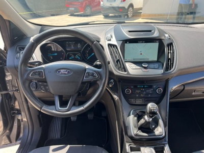 Ford Kuga 1.5 TDCI 120 CV S&S 2WD Titanium (10)
