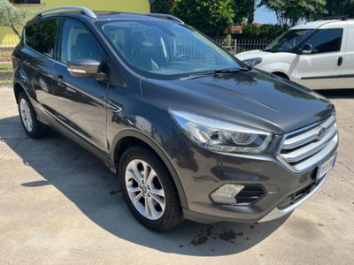Ford Kuga 1.5 TDCI 120 CV S&S 2WD Titanium (2)