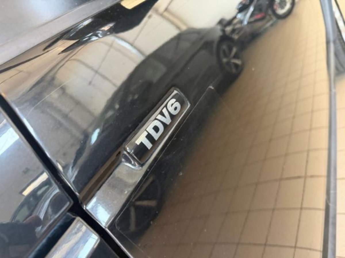 Land Rover Discovery 4 3.0 TDV6 211CV SE (15)