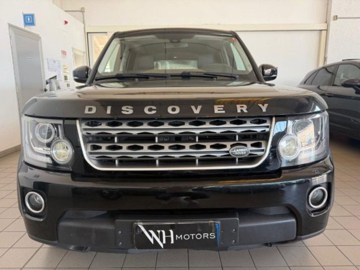 Land Rover Discovery 4 3.0 TDV6 211CV SE (2)