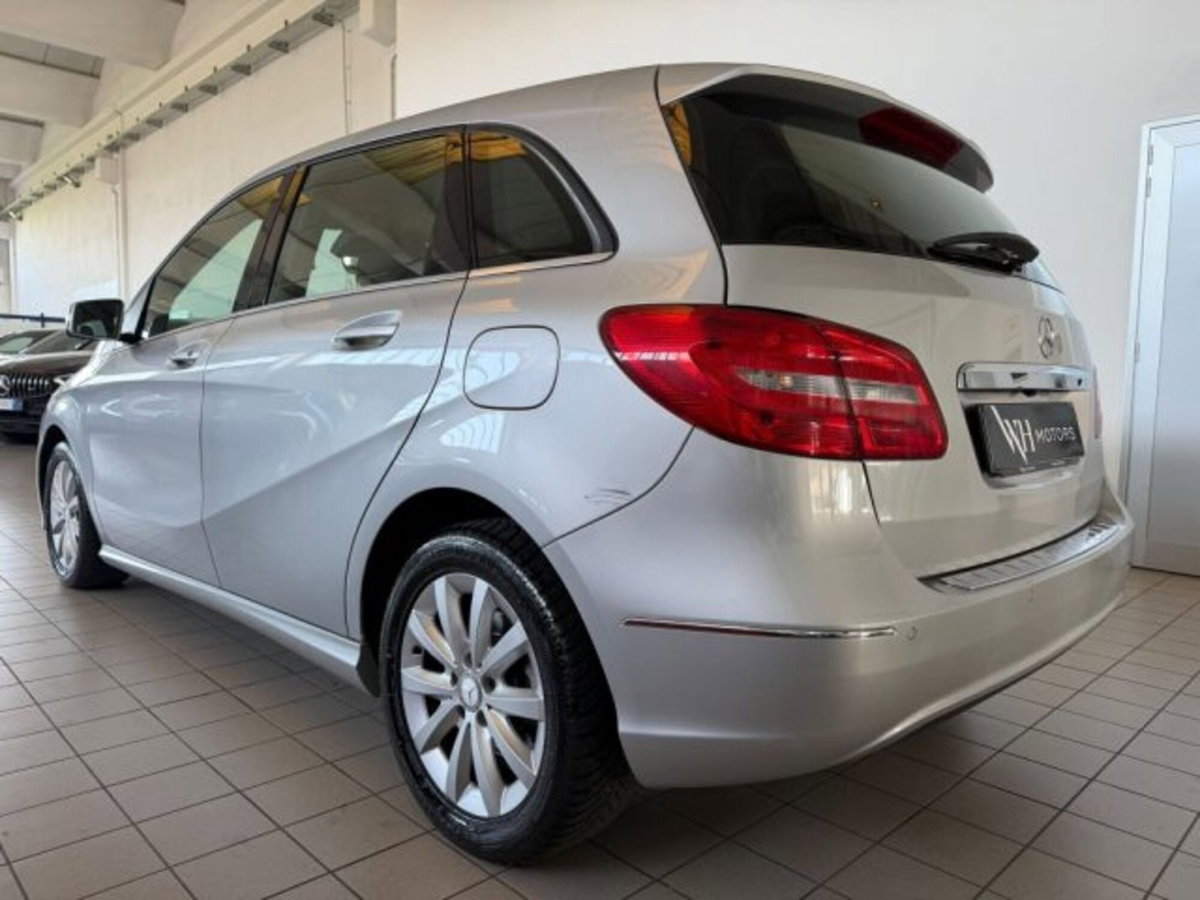 Mercedes-Benz Classe B 180 CDI Executive (3)