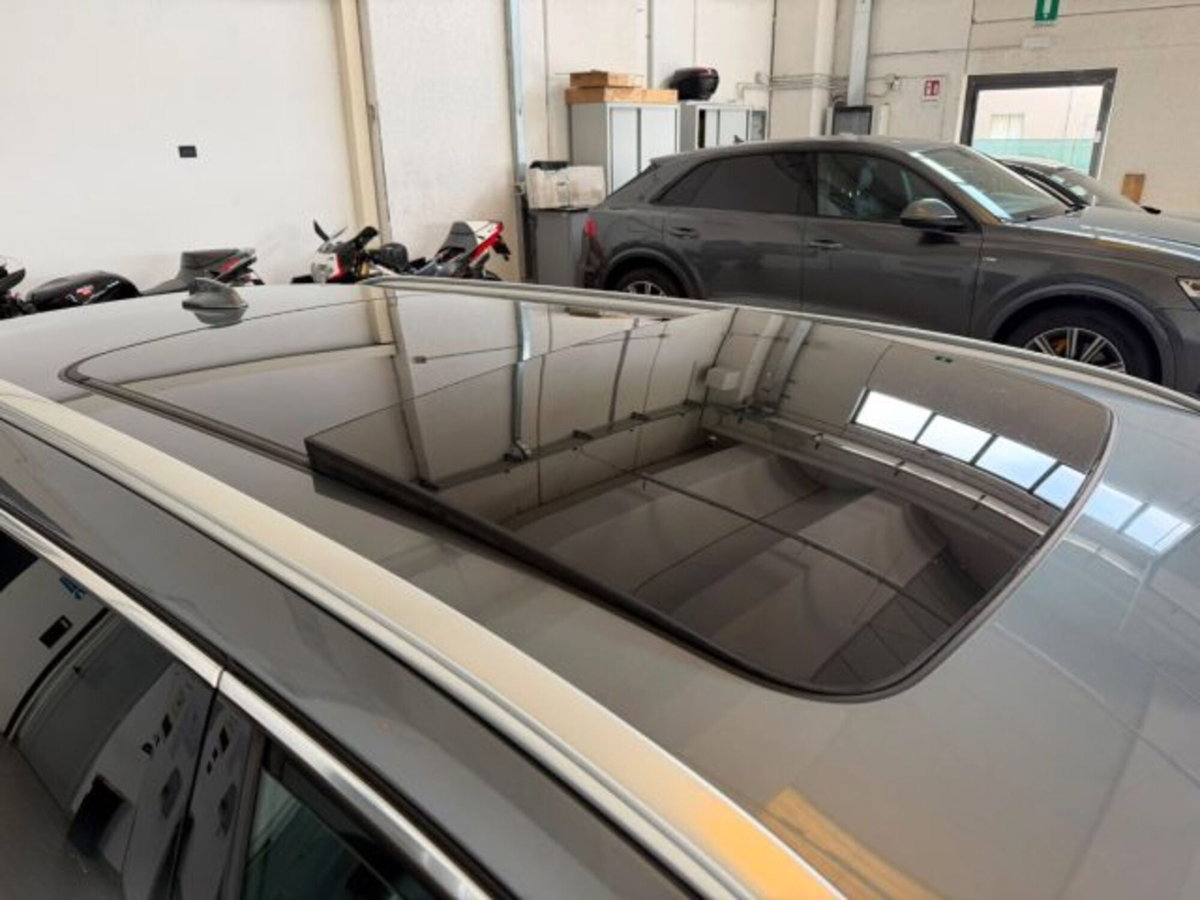 Volvo V90 D4 Geartronic R-design (8)