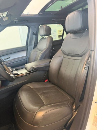 Land Rover Range Rover Sport 3.0D l6 249 CV HSE Dynamic Stealth (12)