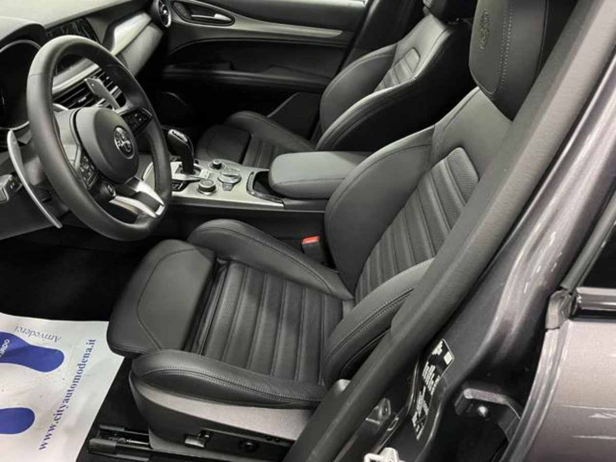 Alfa Romeo Stelvio Stelvio 2.2 Turbodiesel 210 CV AT8 Q4 Veloce (12)