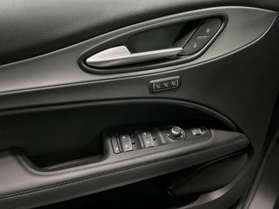 Alfa Romeo Stelvio Stelvio 2.2 Turbodiesel 210 CV AT8 Q4 Veloce (14)