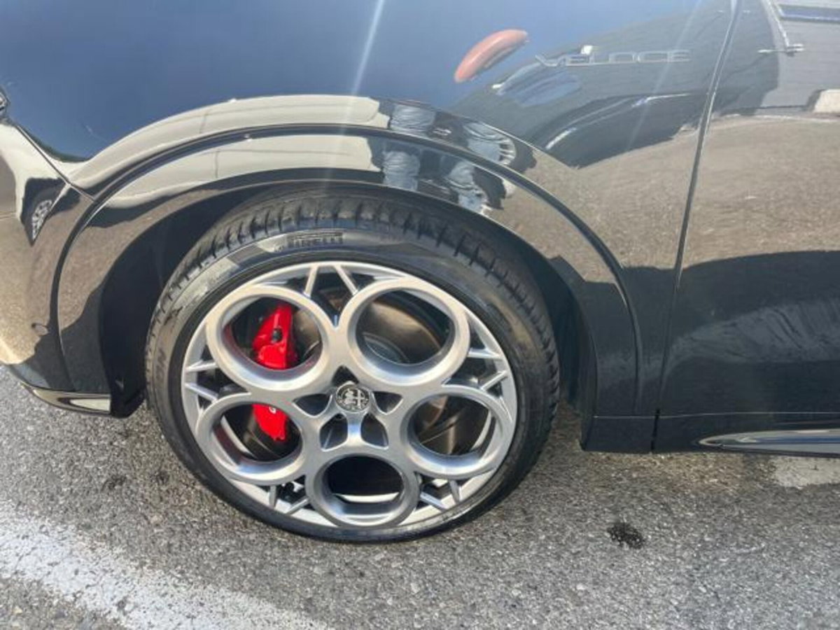 Alfa Romeo Tonale 1.6 Veloce 130cv tct6 (3)