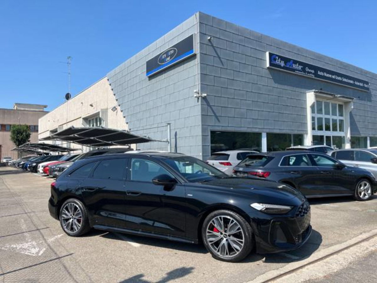 Audi A5 Avant 2.0 tdi mhev+ S line edition 204cv s-tronic