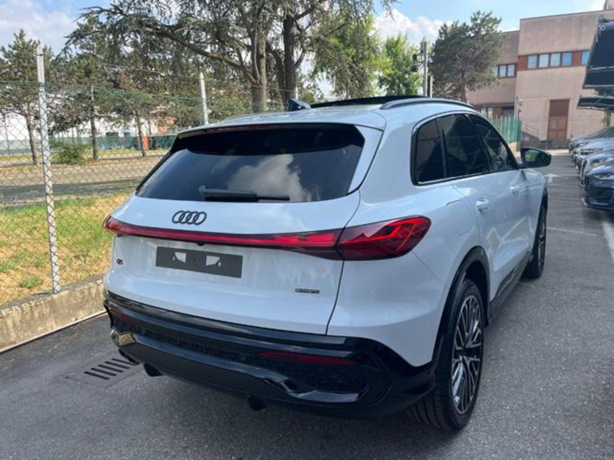 Audi Q5 40 TDI 204 CV quattro S tronic S line plus (5)