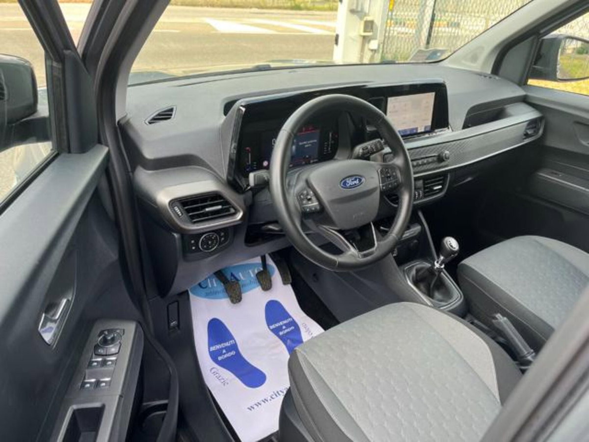 Ford Tourneo Courier 1.0 EcoBoost 100 CV Titanium (10)