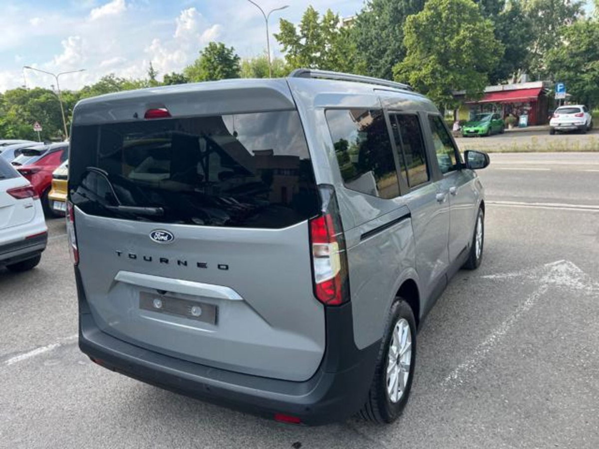 Ford Tourneo Courier 1.0 EcoBoost 100 CV Titanium (3)