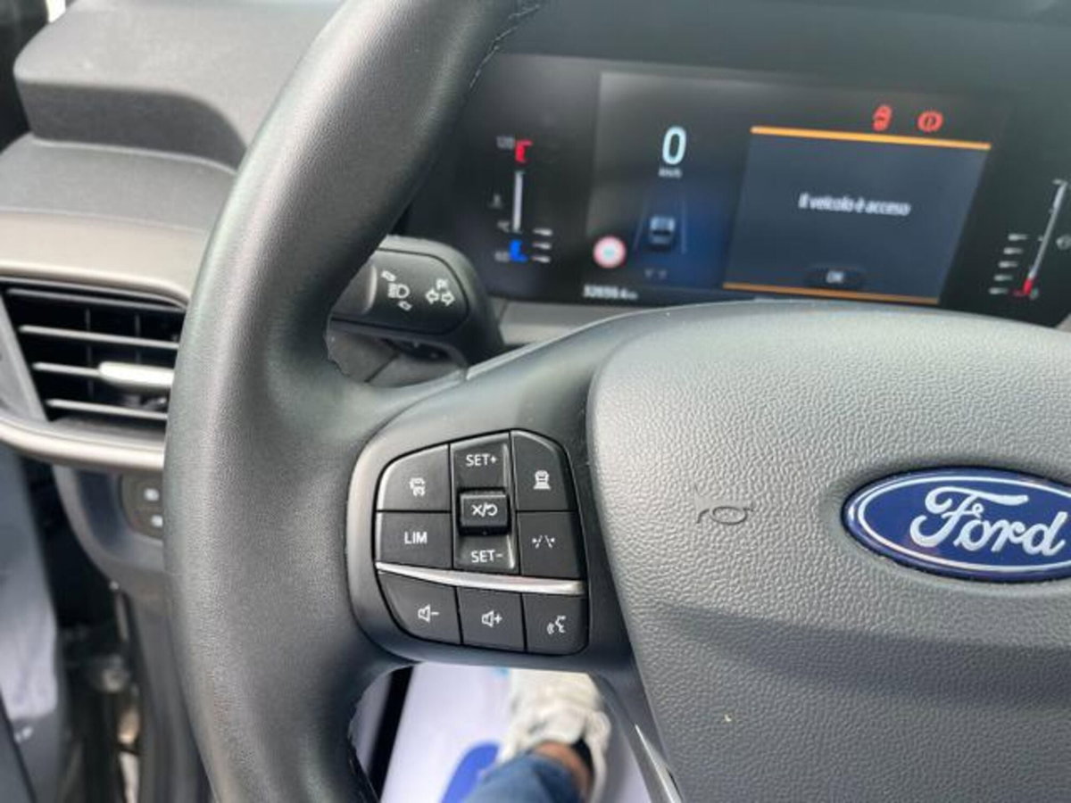 Ford Tourneo Courier 1.0 EcoBoost 100 CV Titanium (5)