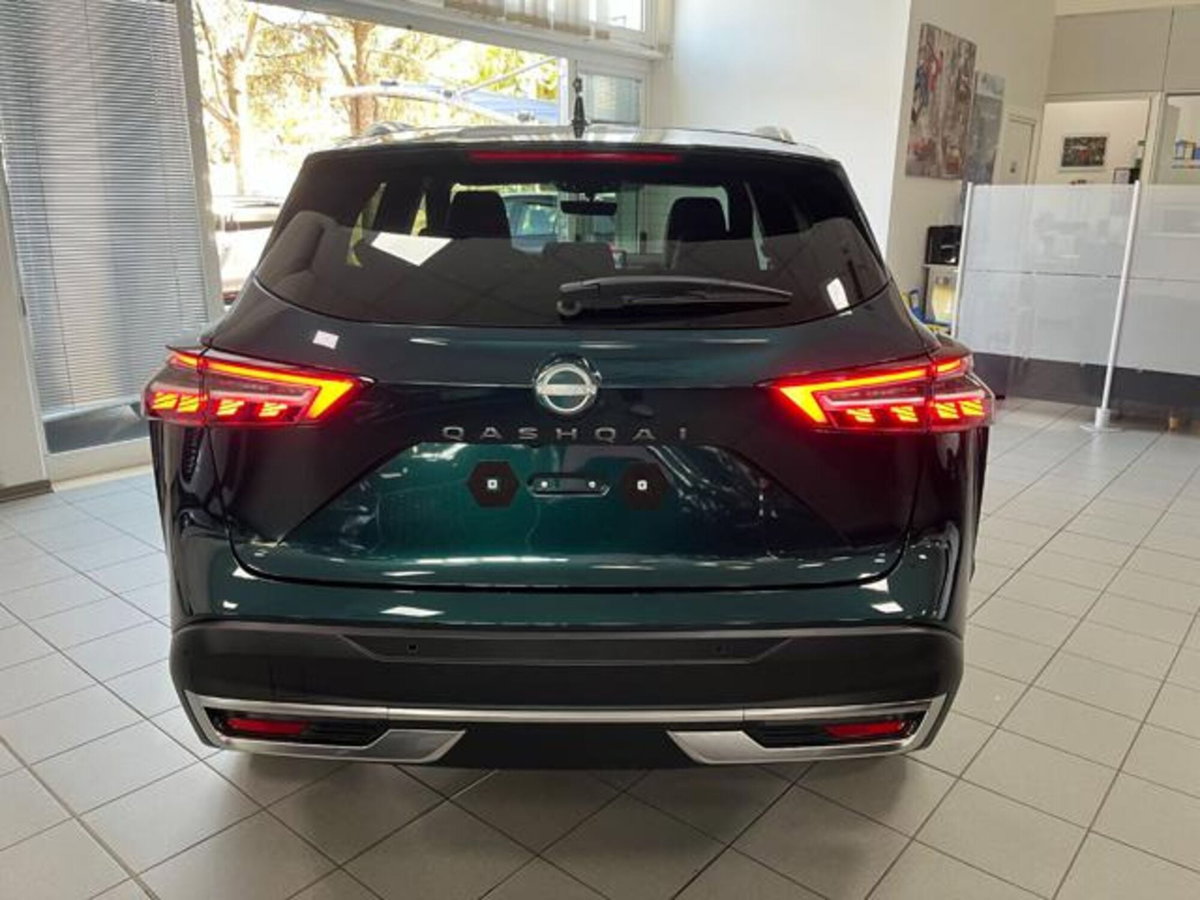 Nissan Qashqai 1.3 mhev Tekna 4wd 158cv xtronic (4)