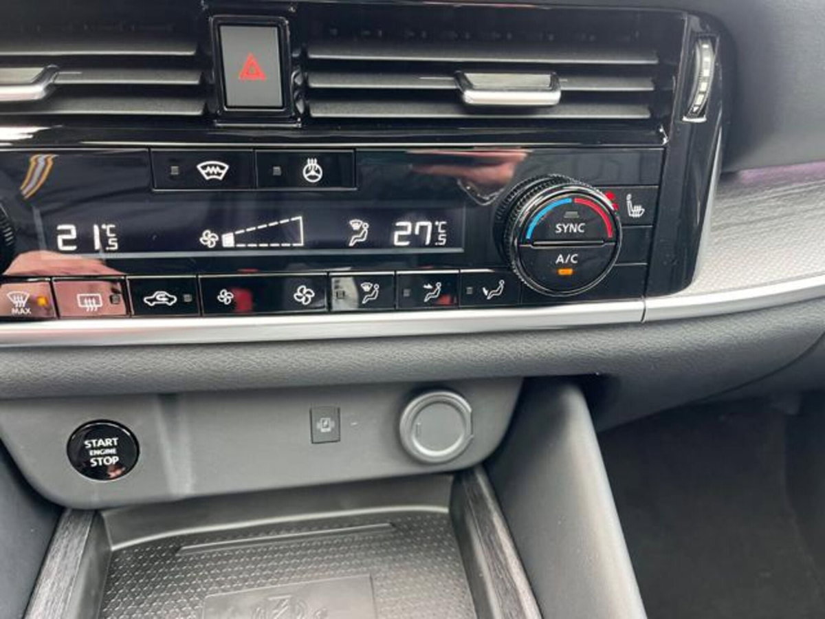 Nissan Qashqai 1.3 mhev Tekna 4wd 158cv xtronic (8)