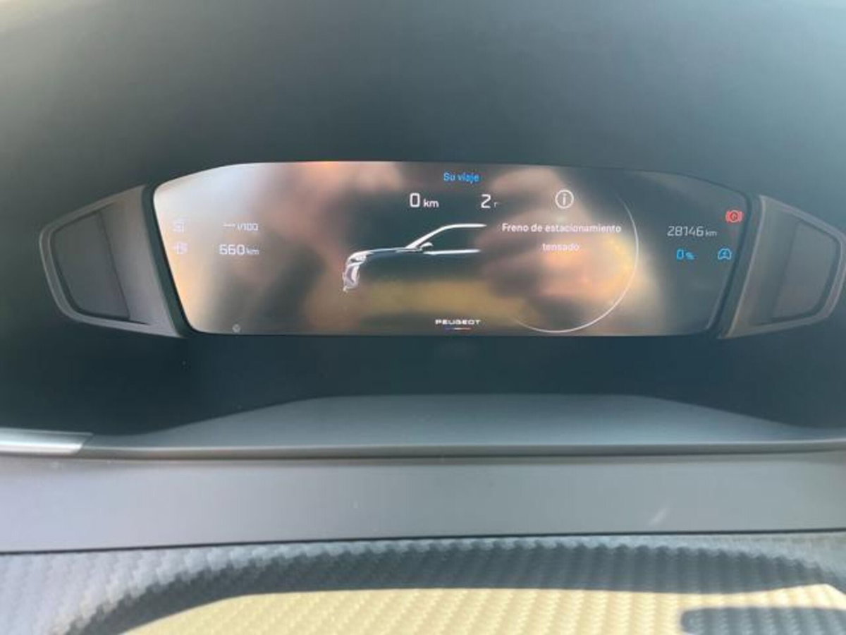 Peugeot 2008 1.2 hybrid Allure 145cv e-dcs6 (7)