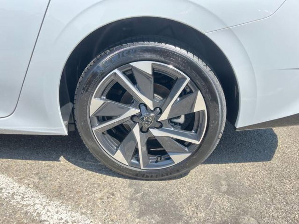 Peugeot 308 SW 1.5 bluehdi Allure s&s 130cv eat8 (6)