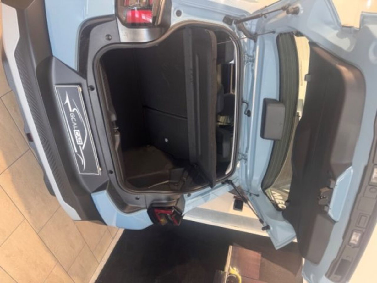 Citroen C3 1.2 puretech turbo Business 100cv s&s (12)
