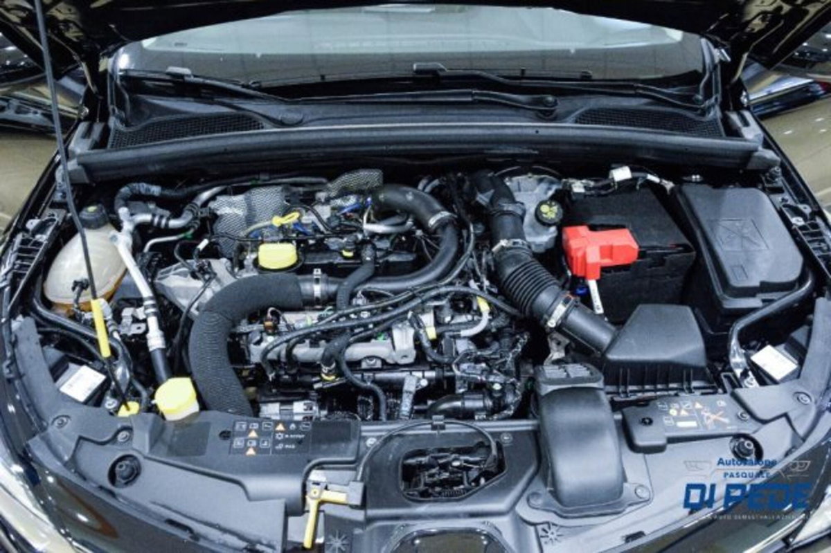Renault Clio TCe 100 CV GPL 5 porte Equilibre (7)