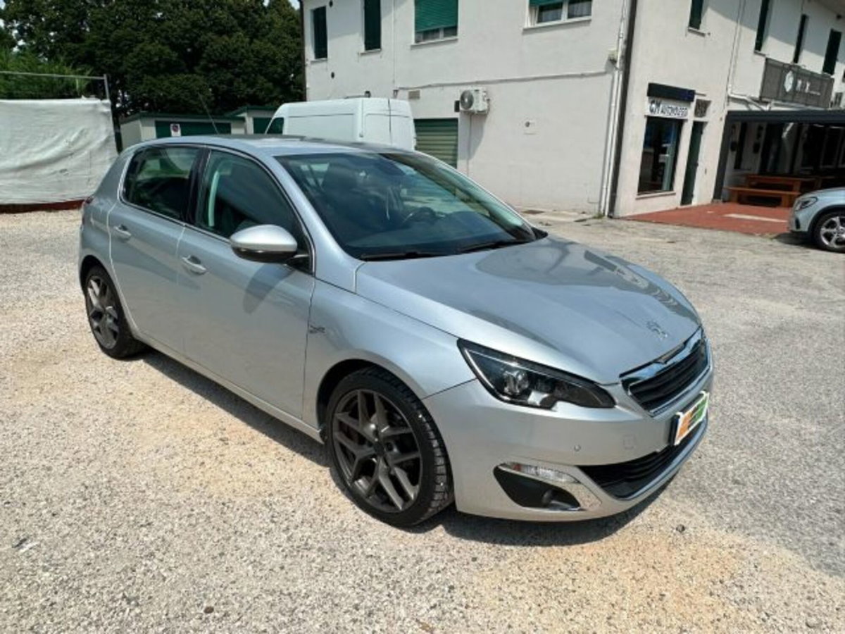 Peugeot 308 1.2 puretech t Allure s&s 130cv (12)