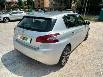 Peugeot 308 1.2 puretech t Allure s&s 130cv (3)