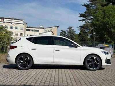 Cupra Leon Leon 1.5 hybrid 150cv dsg (4)
