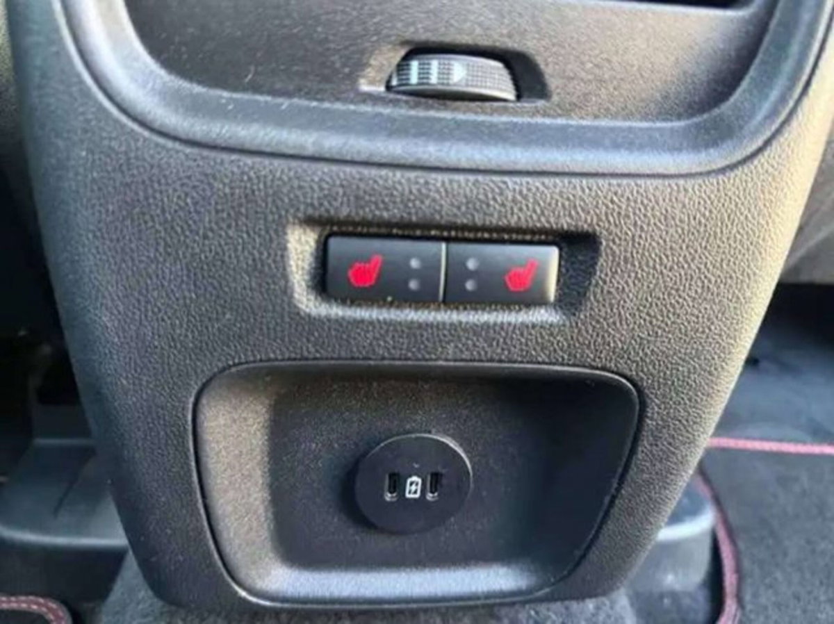 Ford Kuga 2.5 full hybrid ST-Line X 2wd 180cv auto (14)