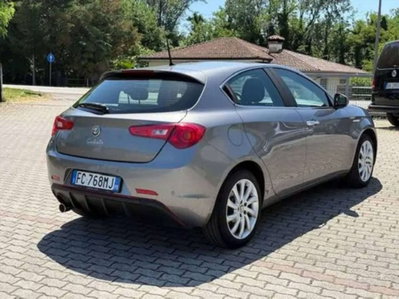 Alfa Romeo Giulietta 1.6 JTDm Distinctive 120cv (5)