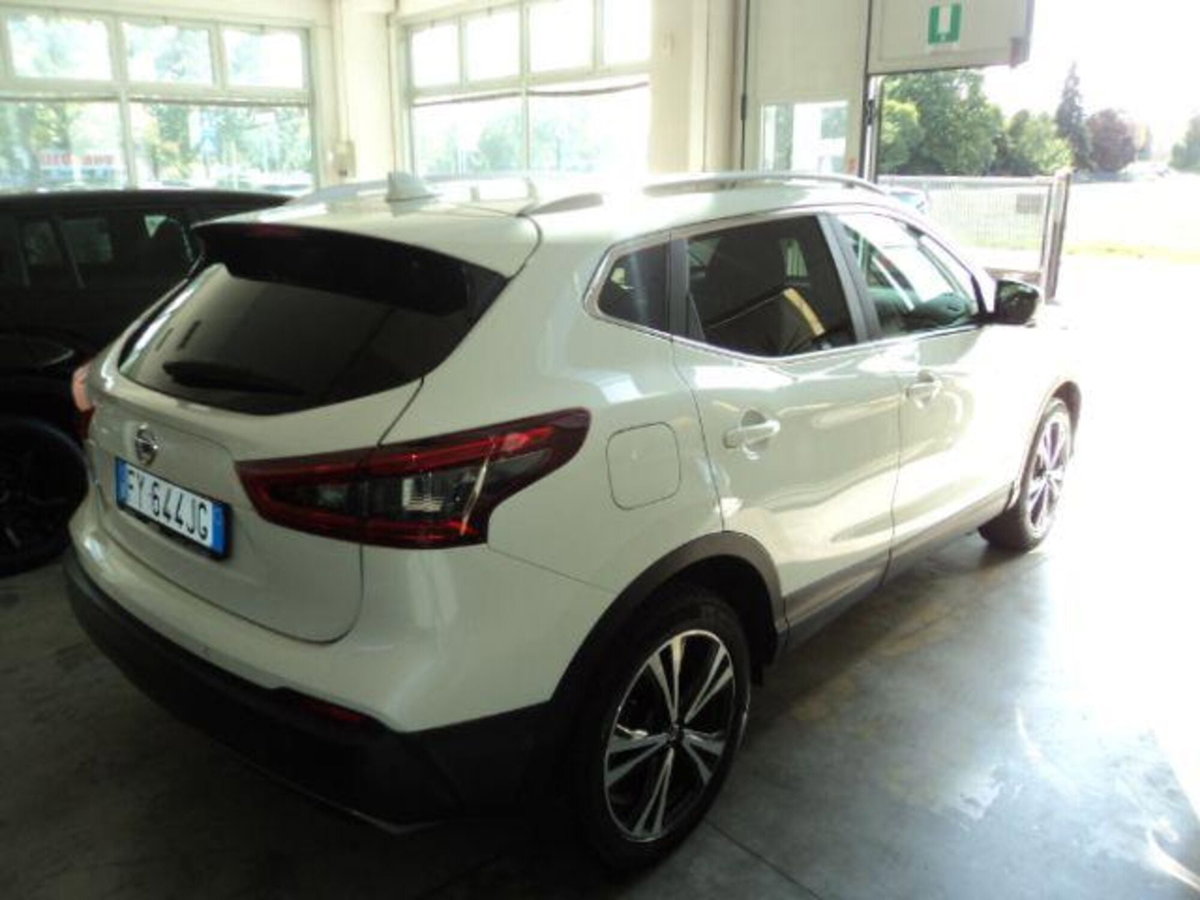 Nissan Qashqai 1.3 DIG-T 160 CV DCT N-Connecta (4)