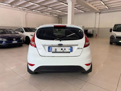 Ford Fiesta 1.4 TDCi 68CV 5 porte Titanium (6)