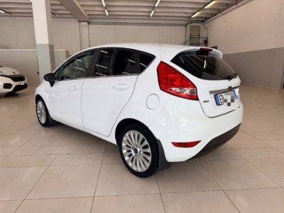 Ford Fiesta 1.4 TDCi 68CV 5 porte Titanium (7)