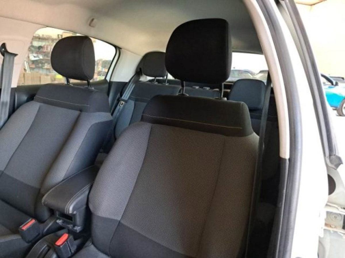 Citroen C3 BlueHDi 100 S&S Business Combi (9)