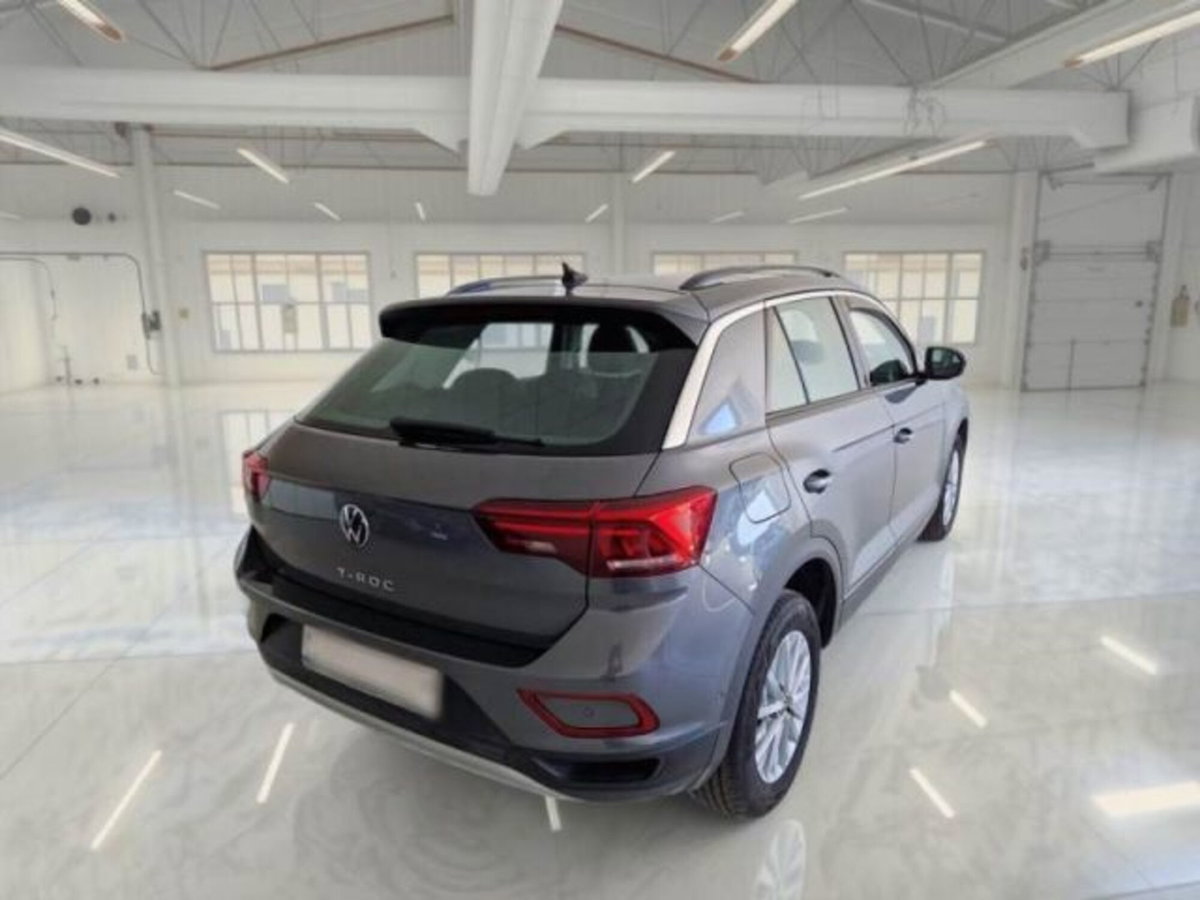 Volkswagen T-Roc 2.0 tdi Life 115cv (2)