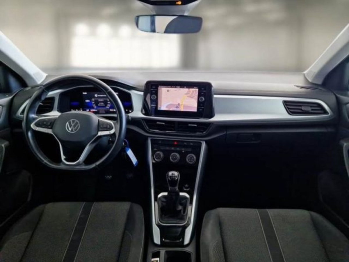 Volkswagen T-Roc 2.0 tdi Life 115cv (3)