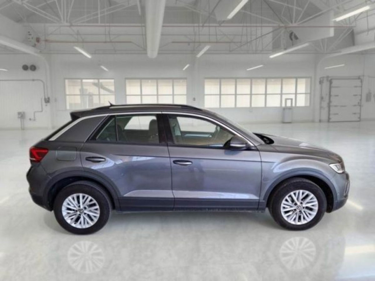 Volkswagen T-Roc 2.0 tdi Life 115cv (7)