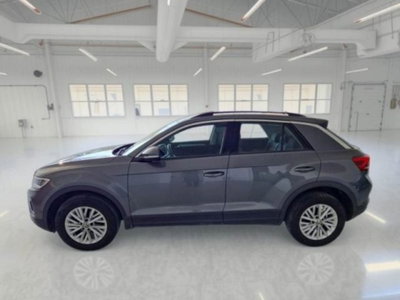 Volkswagen T-Roc 2.0 tdi Life 115cv (8)