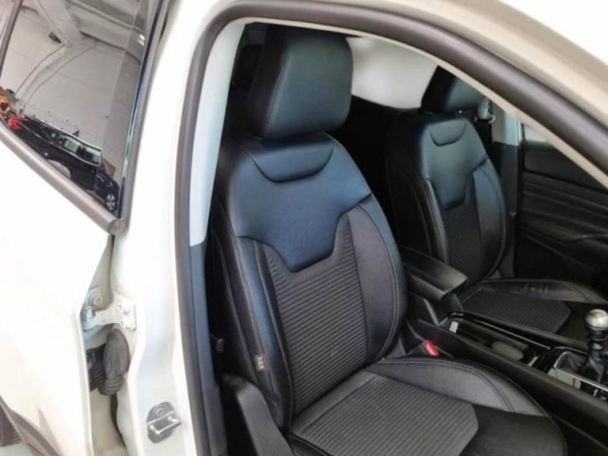 Jeep Compass 1.6 Multijet II 2WD Limited (11)