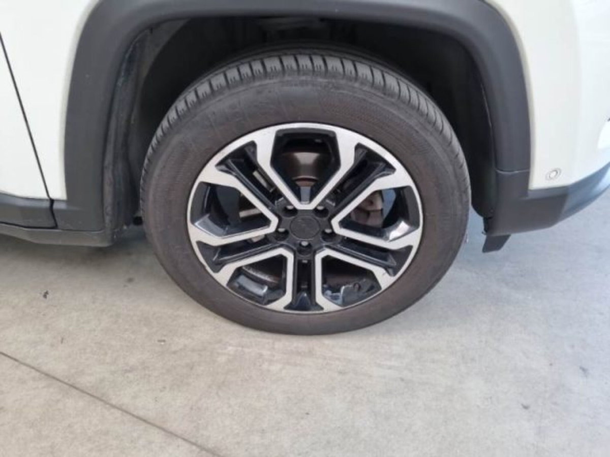 Jeep Compass 1.6 Multijet II 2WD Limited (15)