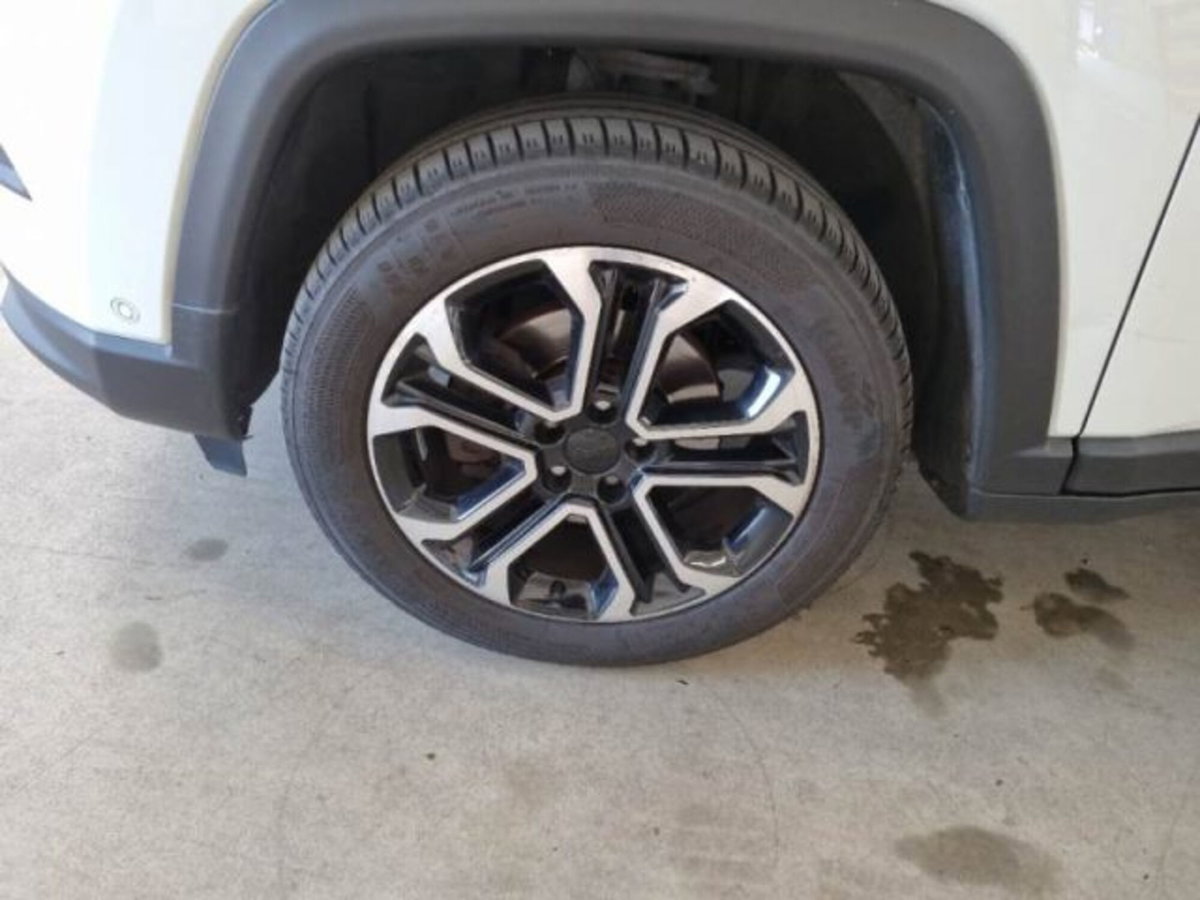 Jeep Compass 1.6 Multijet II 2WD Limited (18)