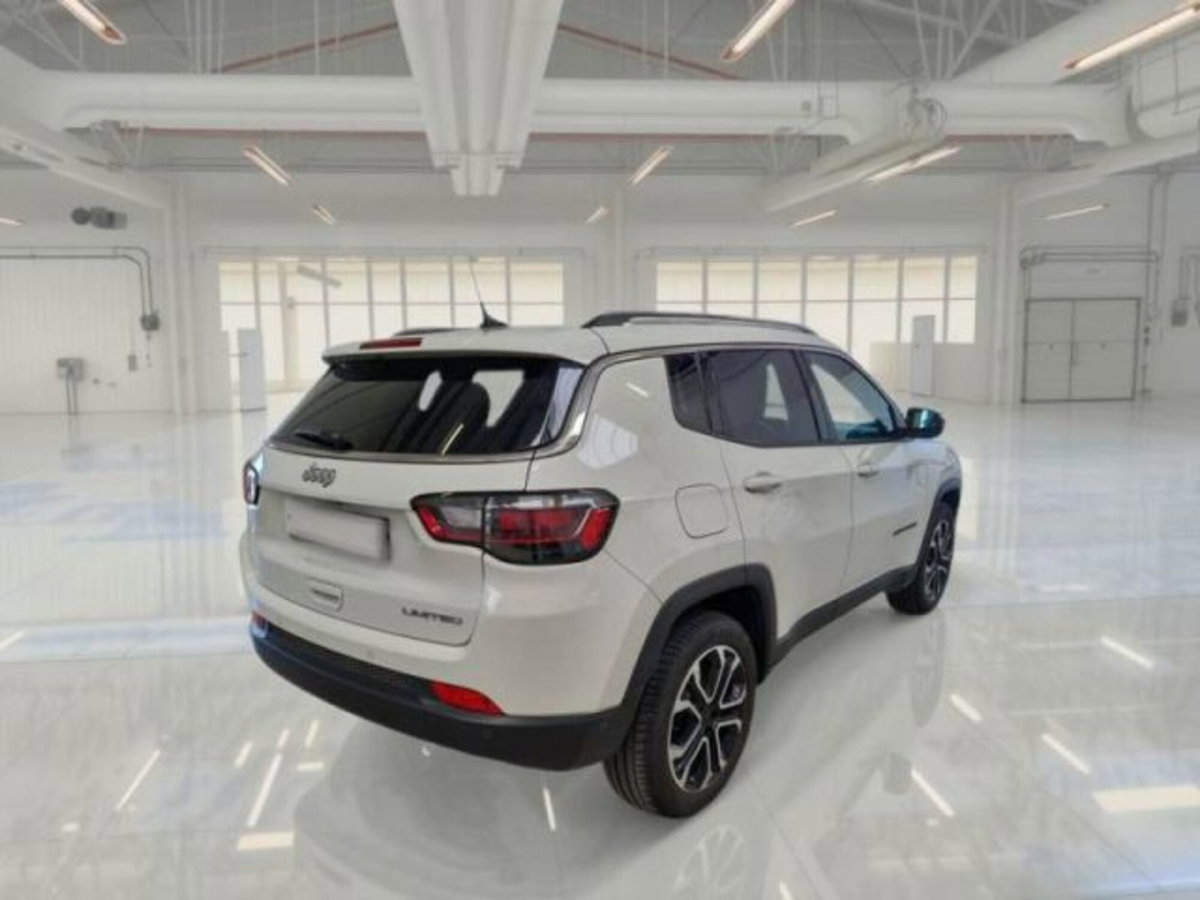 Jeep Compass 1.6 Multijet II 2WD Limited (2)